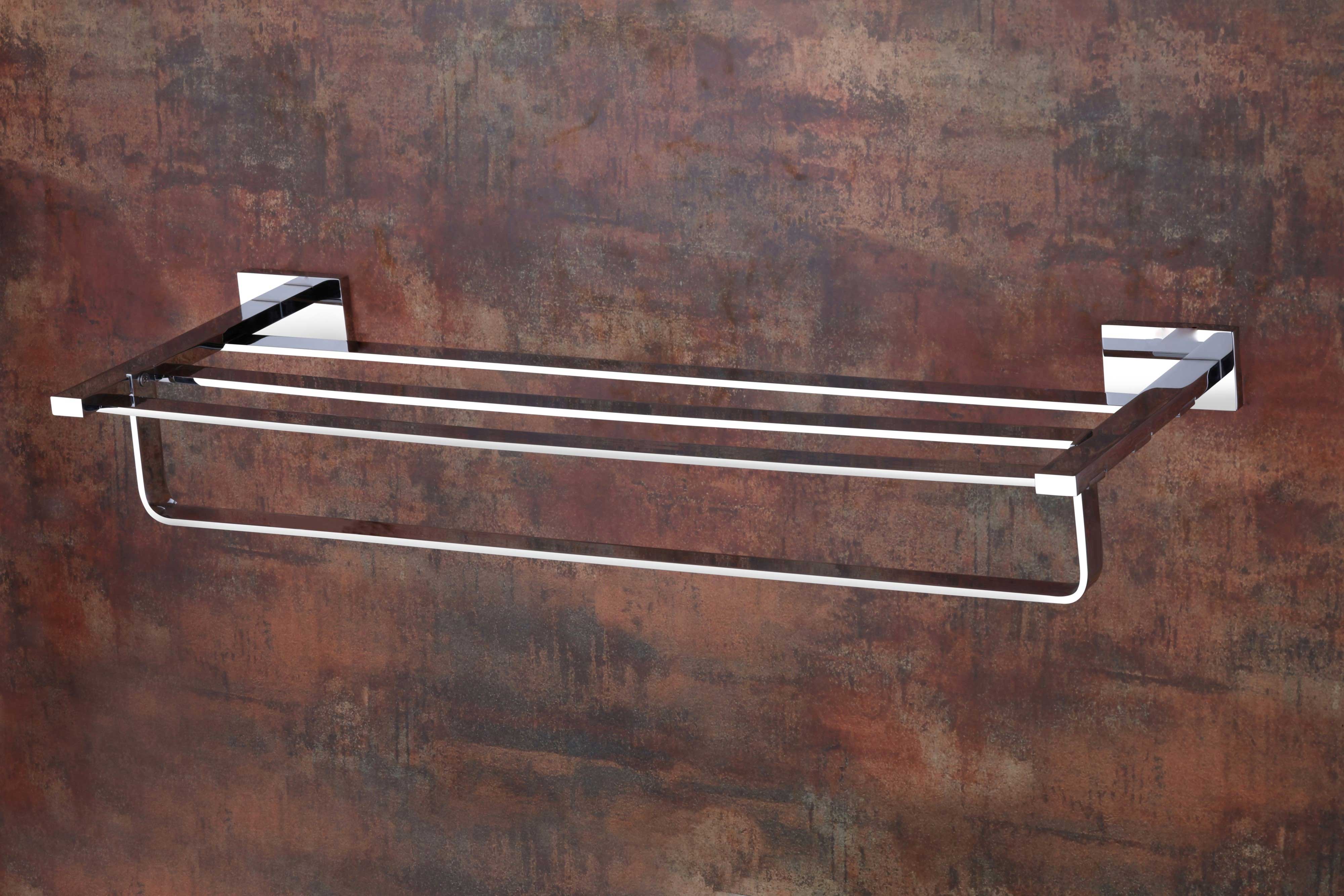 613/Towel Rack