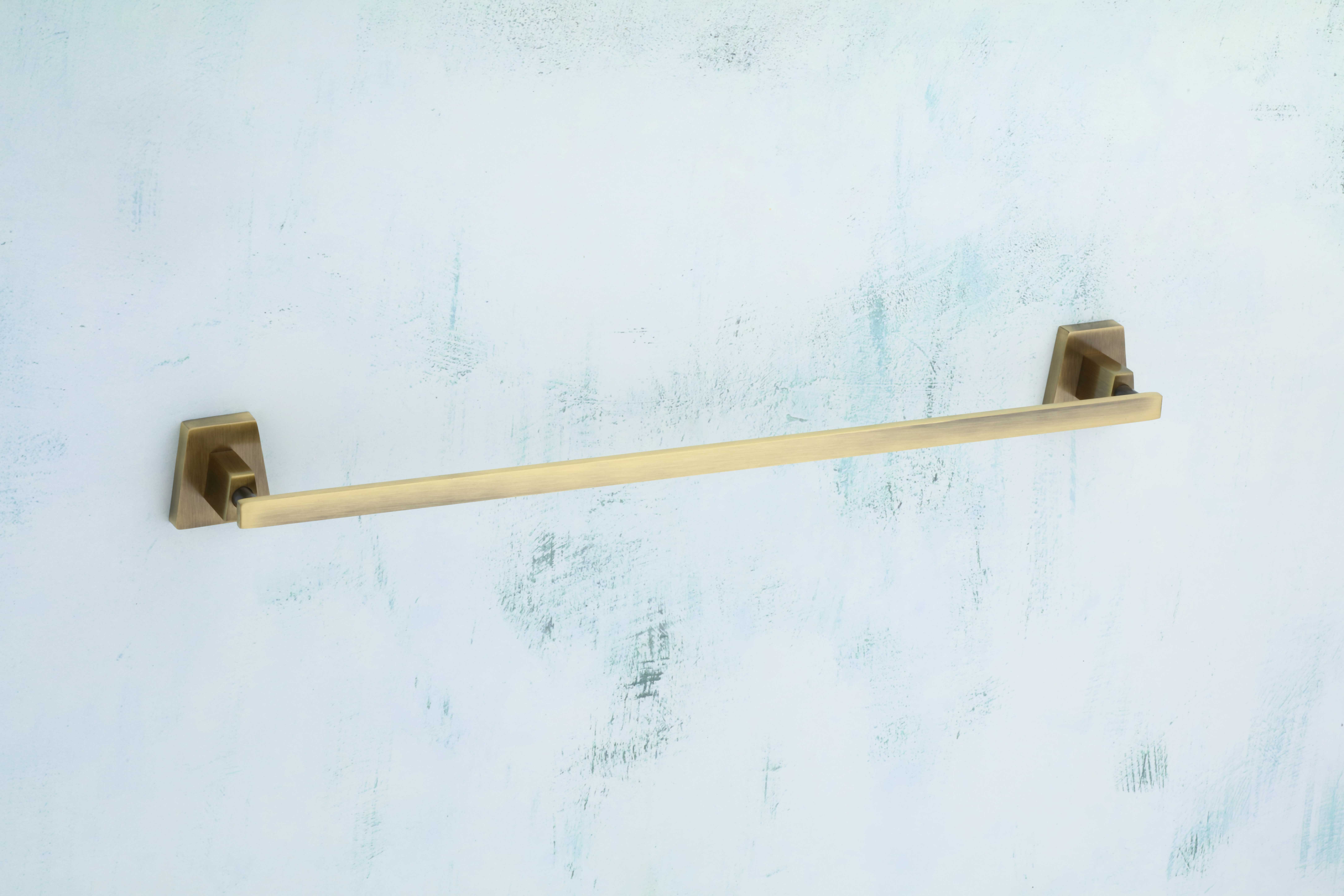 AB 901/ Towel Rod