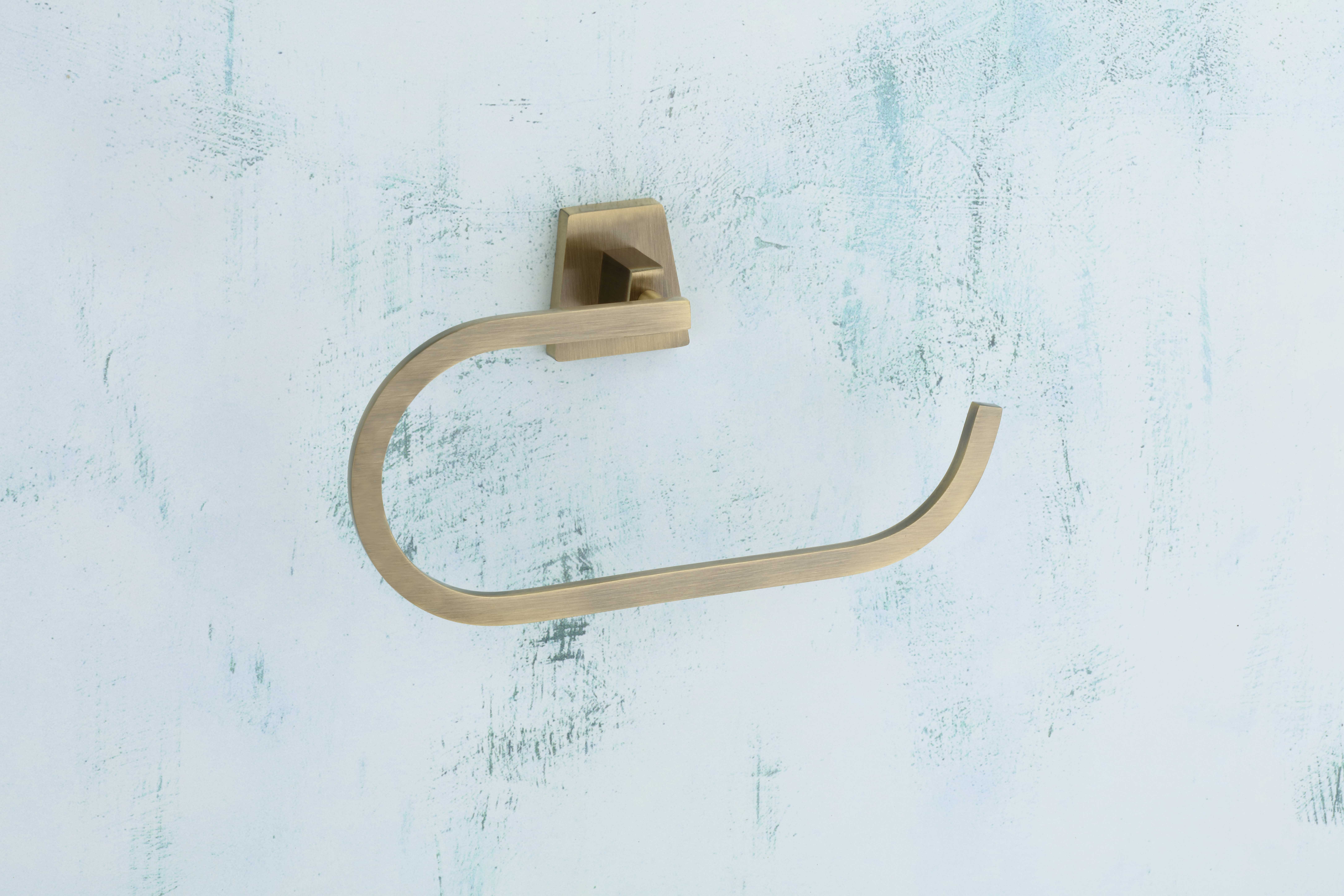AB 905/ Napkin Ring