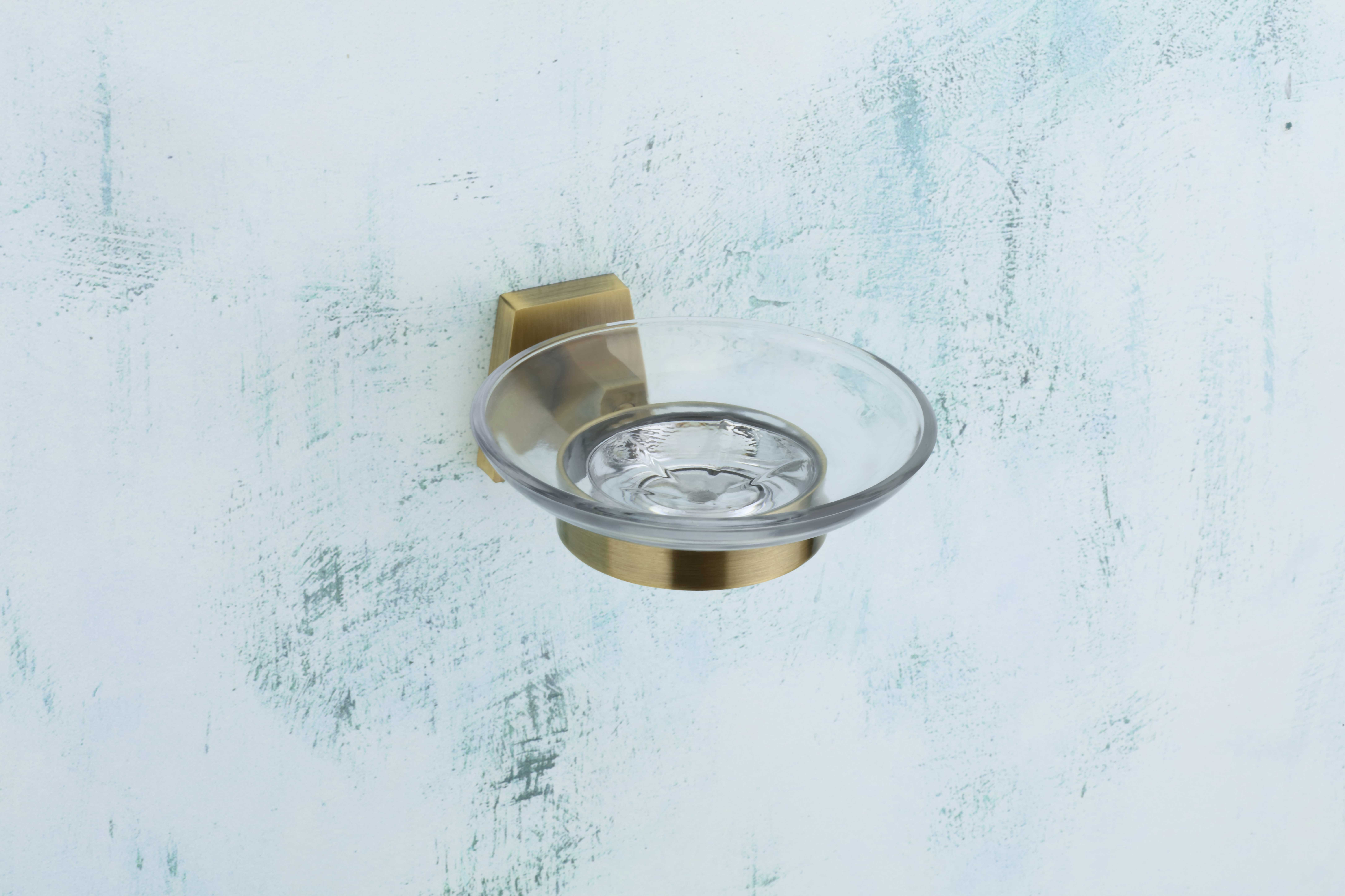 AB 902 / Glass Soap Dish